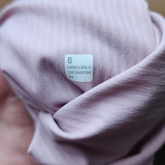 LULULEMON Dance Studio Mid-Rise Cropped Pant in Blush Pink size 8 - Picture 6 of 7